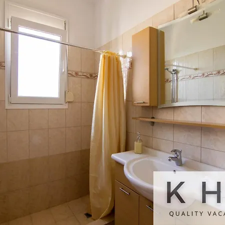 Asterea In Ratzakli Village, 5 Minutes From Kaminia & Mounda Beach! Ratzaklíon