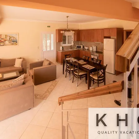 Asterea In Ratzakli Village, 5 Minutes From Kaminia & Mounda Beach! Вилла